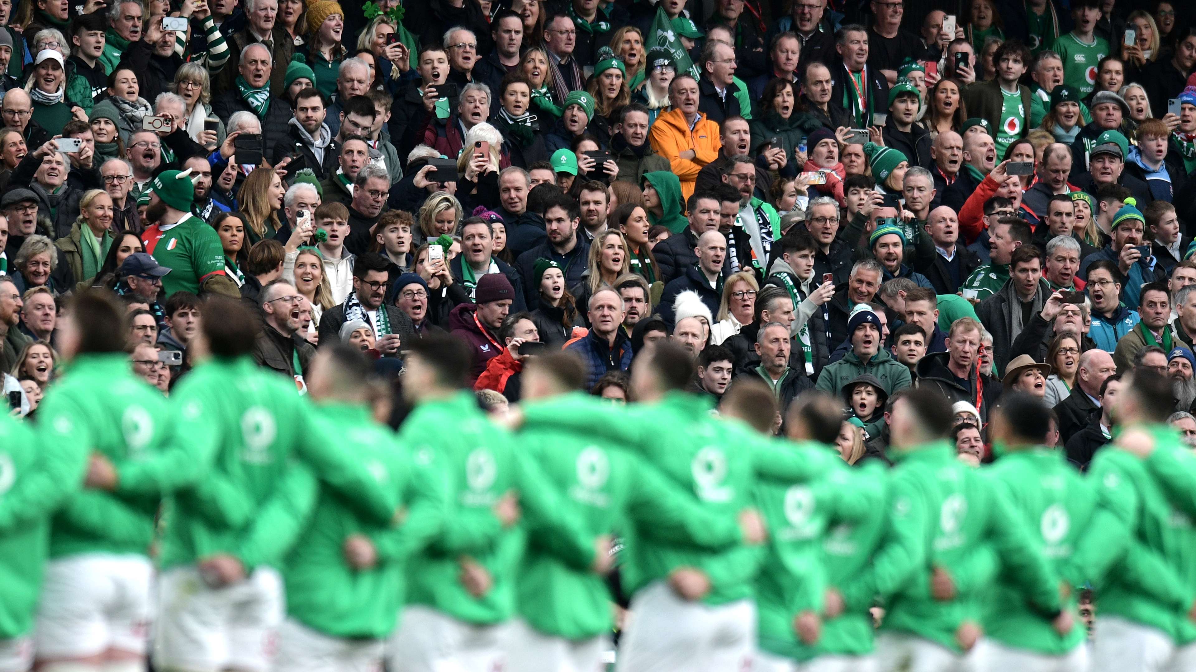 勢表現立下 勢表現立下