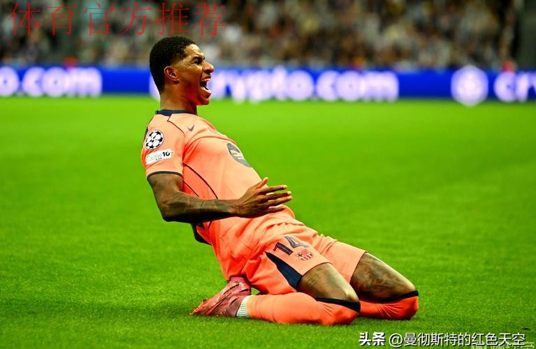 奥萨苏纳体育总监布劳里奥·巴斯克斯谈冬季转会市场与保级战:资金有限,决心无限! 奥萨苏纳体育总监布劳里奥·巴斯克斯谈冬季转会市场与保级战:资金有限,决心无限!